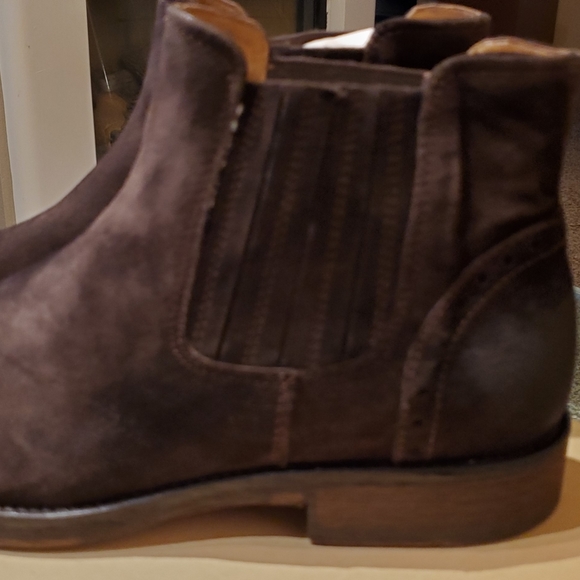 New Johnston & Murphy 1850 Dark Brown Suede Boots - Picture 6 of 12